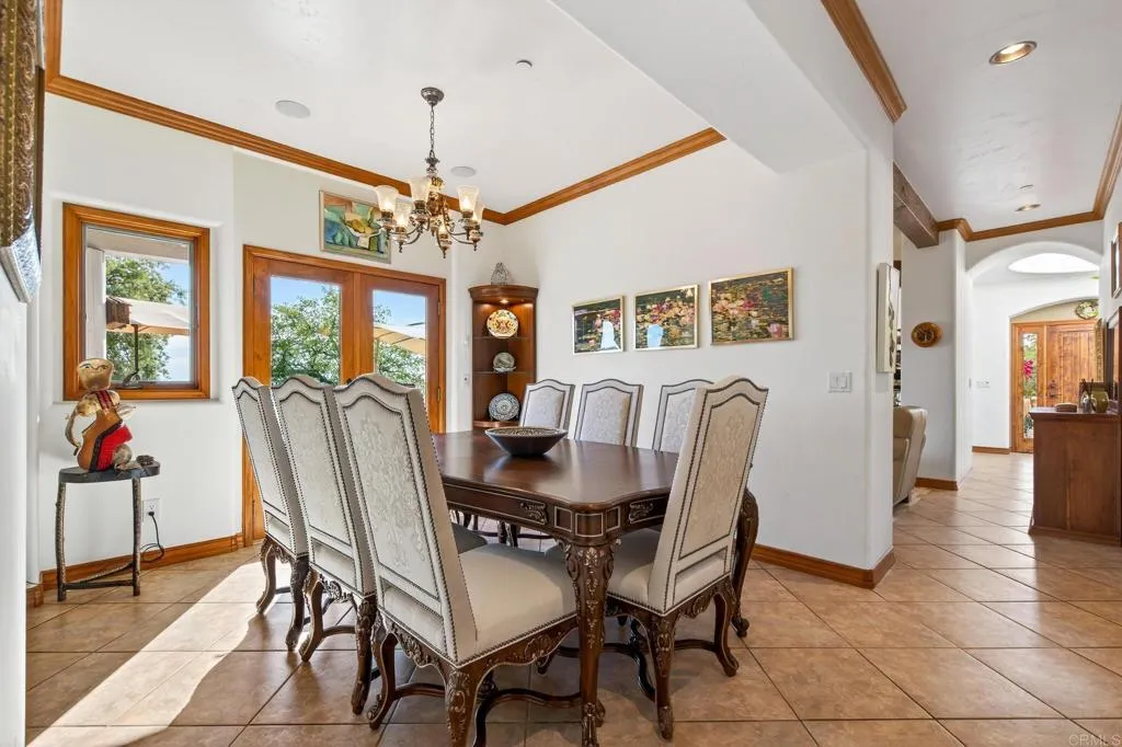 https://cdn.realtyfeed.com/cdn/127/306689408/b82c1e0d886cf7b9a9ab0c6e779690d4.webp