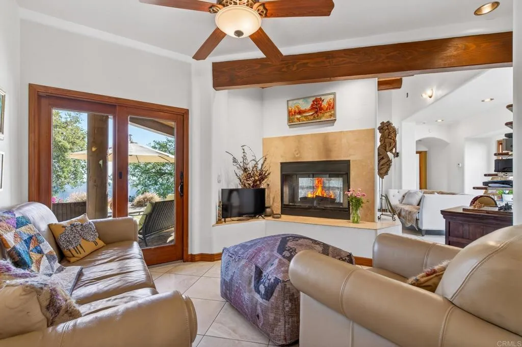 https://cdn.realtyfeed.com/cdn/127/306689408/ffd46d1a56173a9747c85cf7e7efc72b.webp