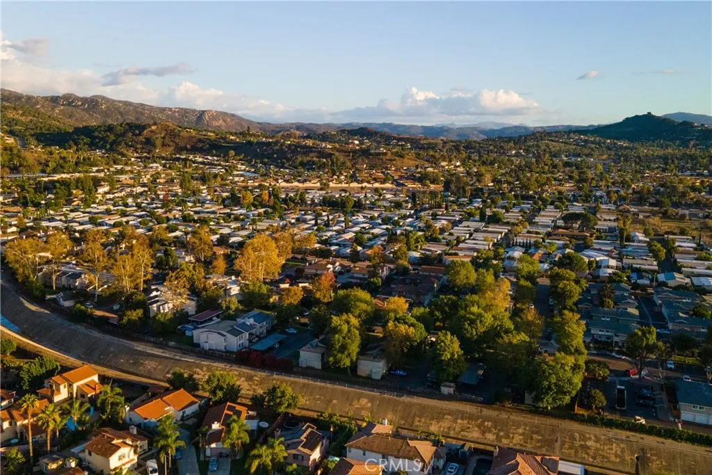 Photo #29: SW26078492 Listing: Photo #29