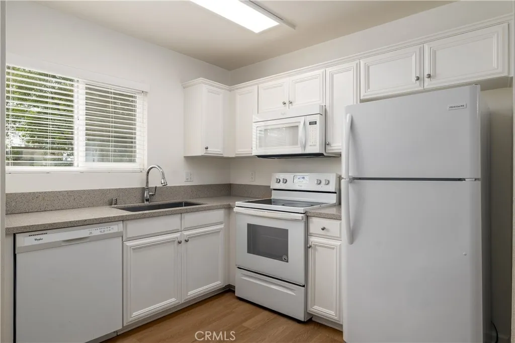 Photo #6: SW26078492 Listing: Photo #6