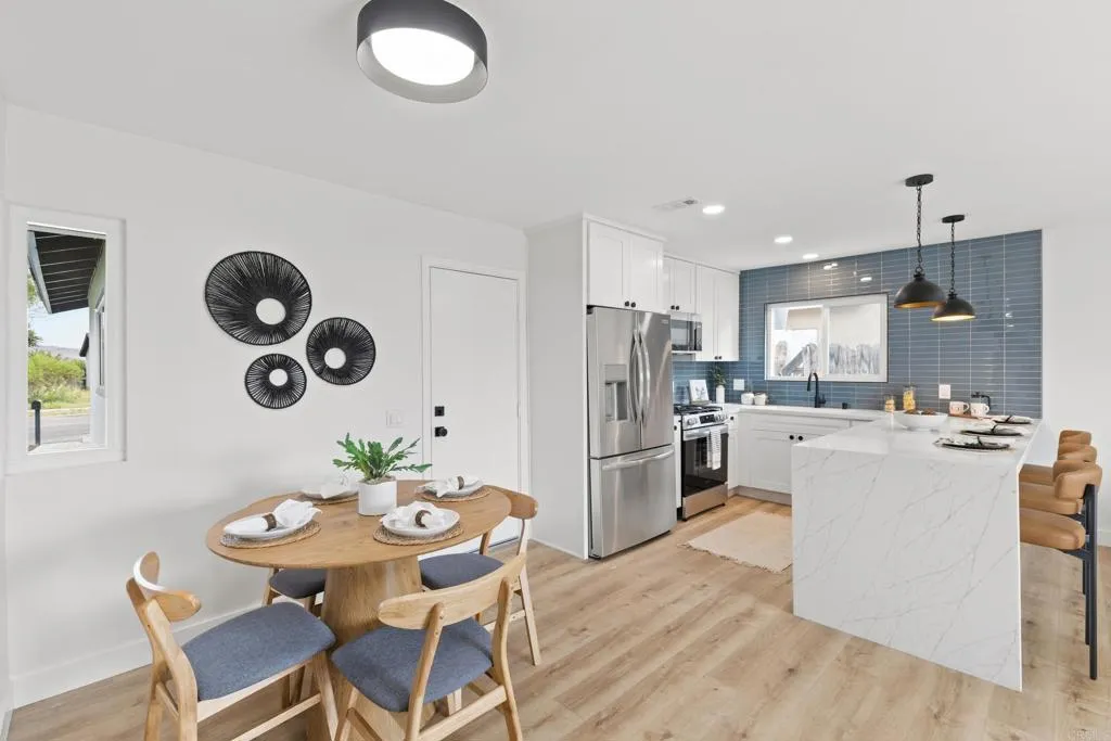 https://cdn.realtyfeed.com/cdn/127/306689523/fb91e309d05eba9e5d0fe57a477c98d2.webp