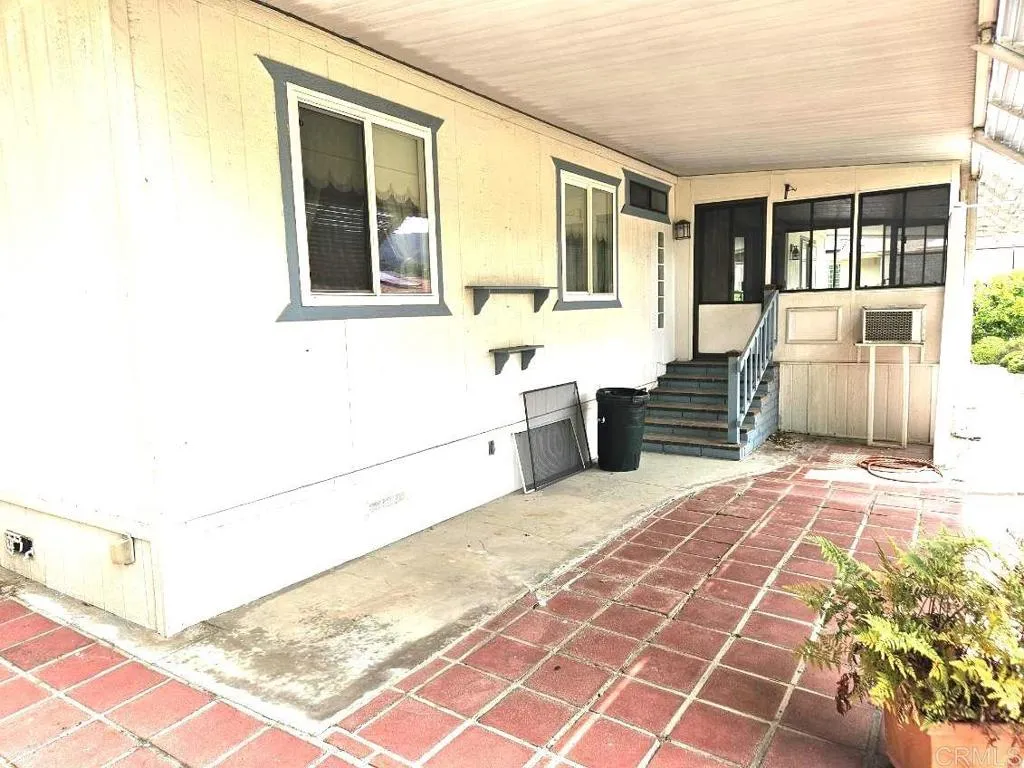 https://cdn.realtyfeed.com/cdn/127/306689559/034fb852f7a448018d78372904cda23f.webp