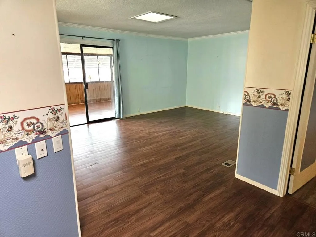 https://cdn.realtyfeed.com/cdn/127/306689559/b96d105d285eb36c07a396977c5964e3.webp