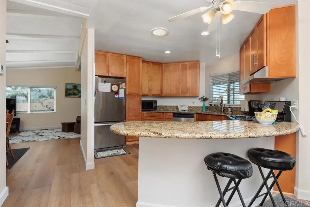 https://cdn.realtyfeed.com/cdn/127/306689565/15ccdd752dba0ad980ac4c49f9483a77.webp