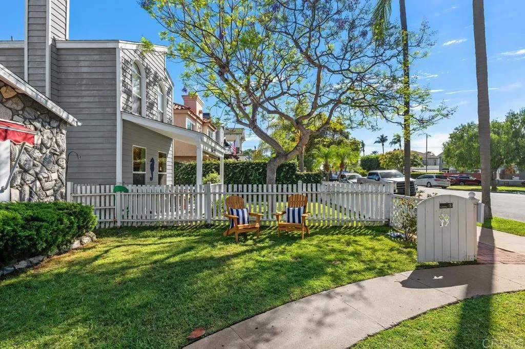 https://cdn.realtyfeed.com/cdn/127/306689665/1613ba03f6dc368760958a524138b669.webp