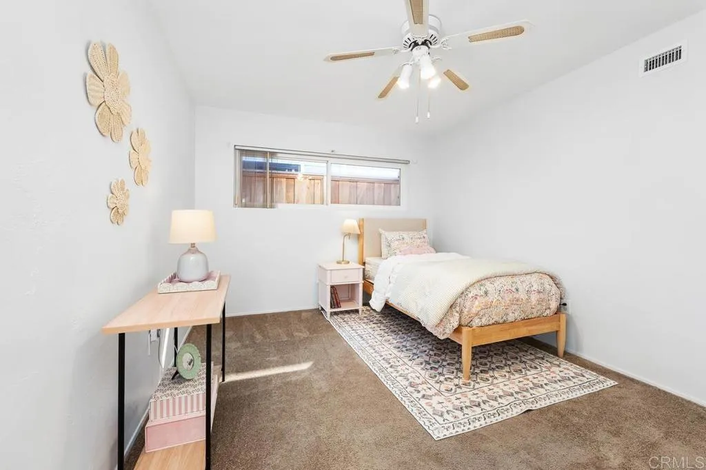 https://cdn.realtyfeed.com/cdn/127/306689665/9df4669b8f4cbcd668aefb1dd39b6768.webp