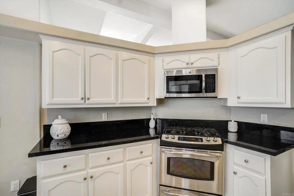 https://cdn.realtyfeed.com/cdn/127/306689705/317158c537e63cf49e9de8de2a5cc6fd.webp