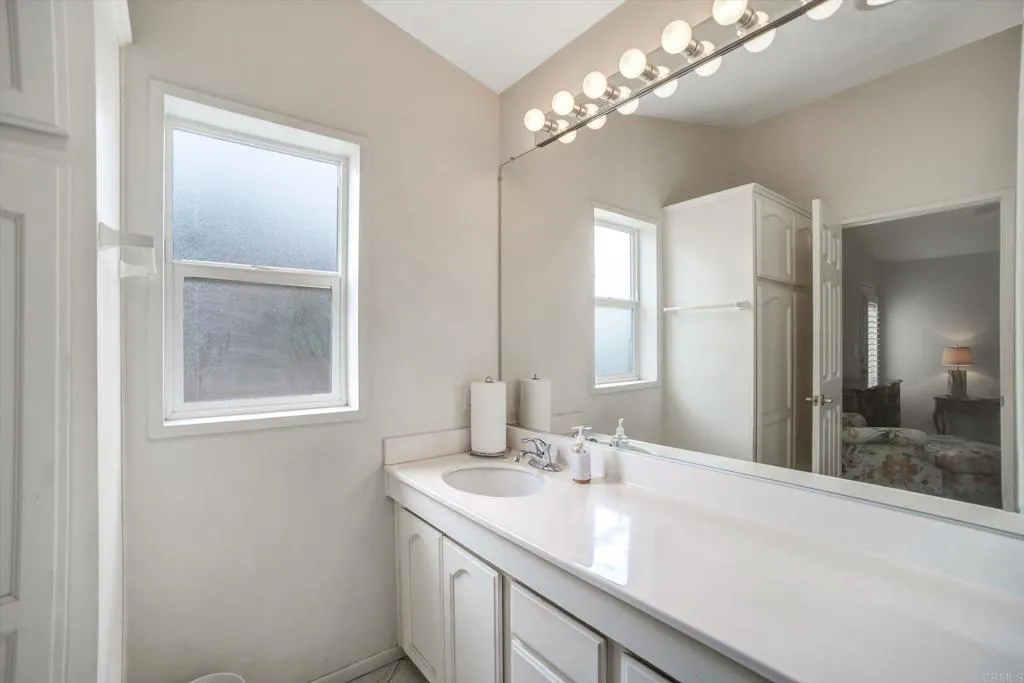 https://cdn.realtyfeed.com/cdn/127/306689705/a37fee80ca0a3779527be9daec4bdbe0.webp