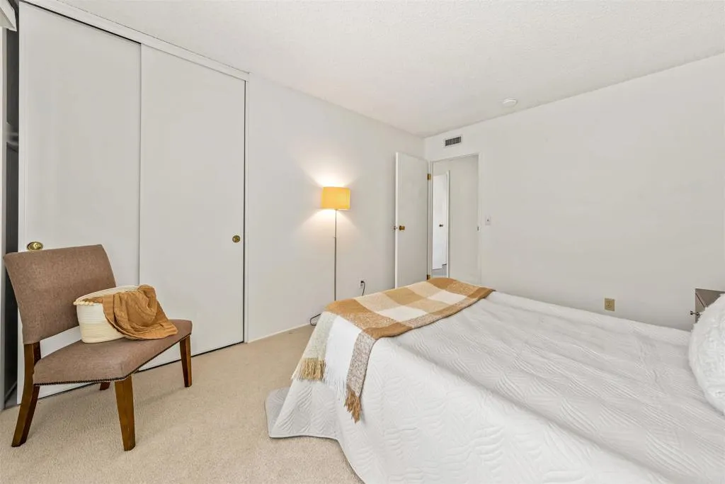 https://cdn.realtyfeed.com/cdn/127/306689774/25ec34009a475b16b136579610c102ac.webp