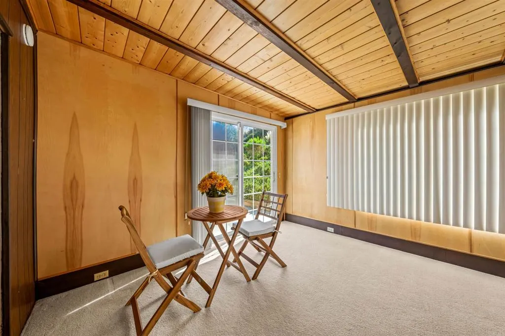 https://cdn.realtyfeed.com/cdn/127/306689774/2d7a0a7b0b4317a3fd707c086d3a1ddb.webp