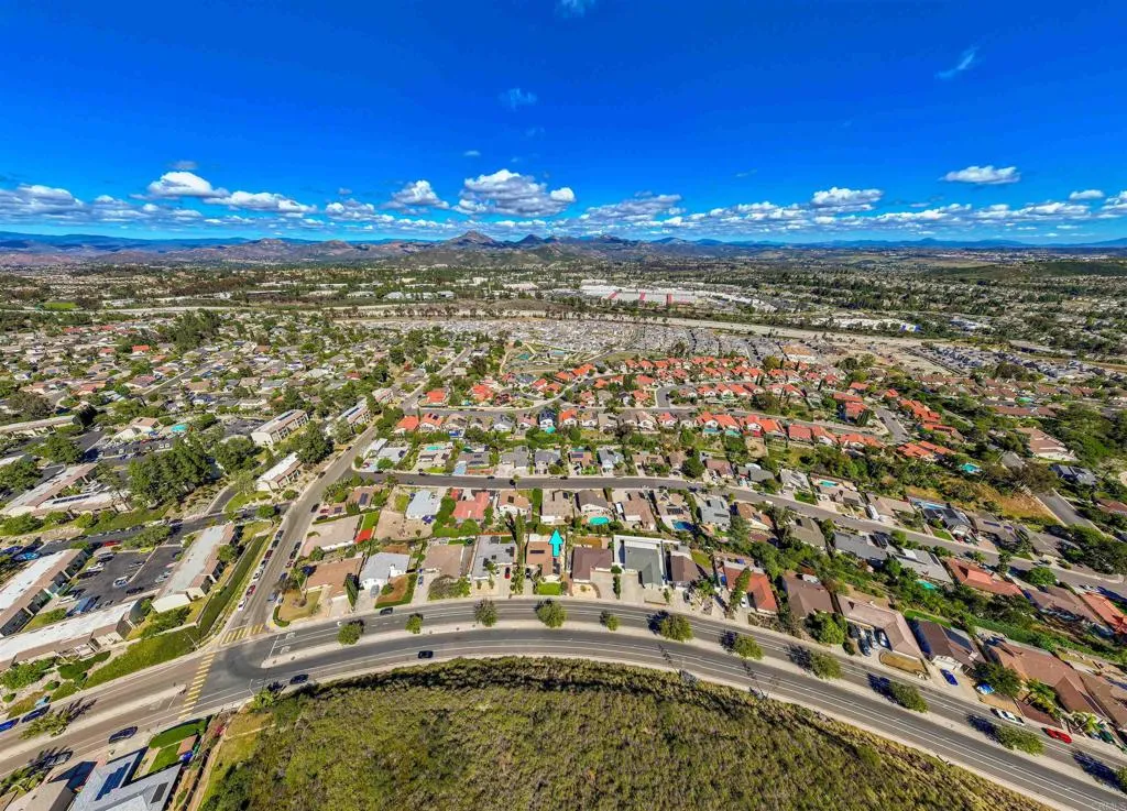 https://cdn.realtyfeed.com/cdn/127/306689774/486603101934cab46c9989ecdfd01c15.webp