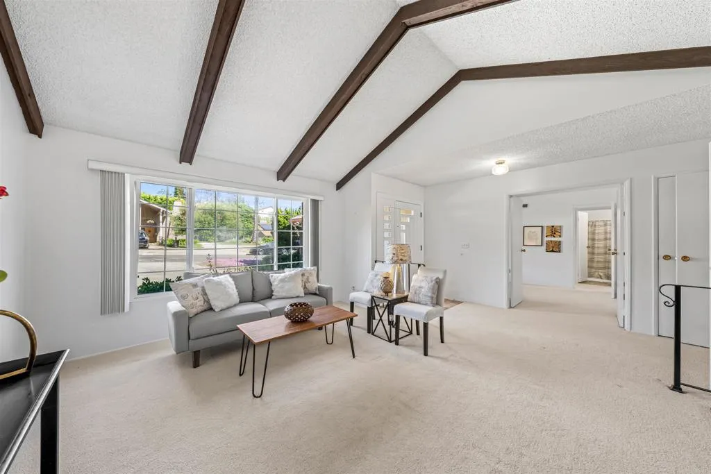 https://cdn.realtyfeed.com/cdn/127/306689774/6b712e103e1f39d7e9415d6ef4344eb3.webp