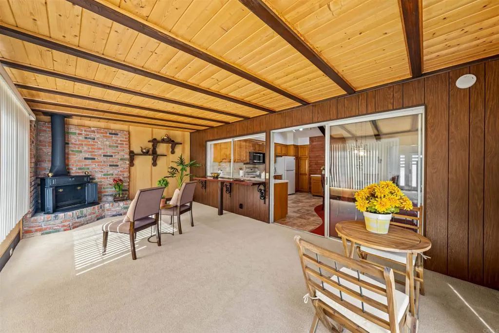 https://cdn.realtyfeed.com/cdn/127/306689774/7964d9db9ceea31e4b372e118a47fab6.webp