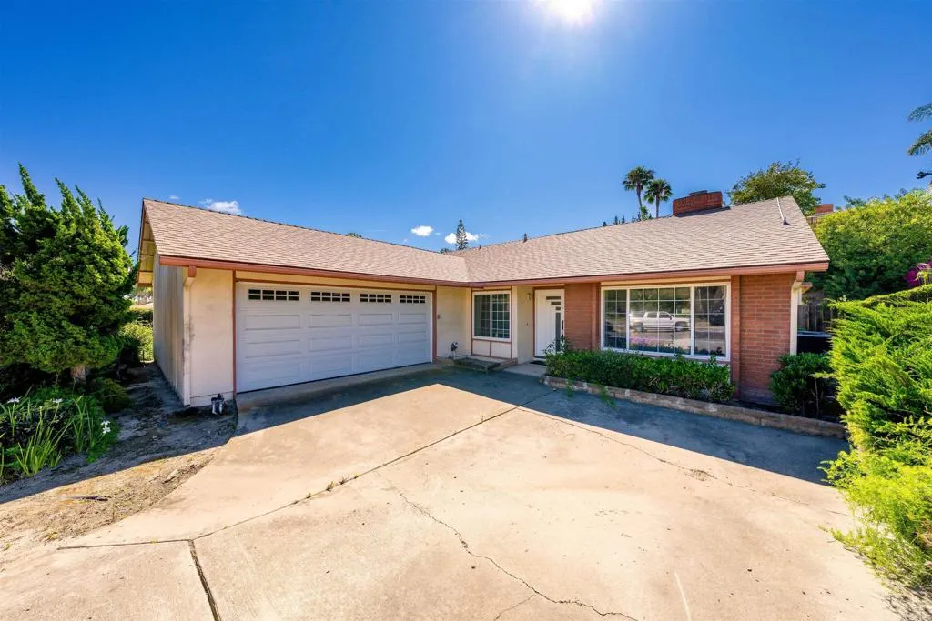 https://cdn.realtyfeed.com/cdn/127/306689774/7f5f62ddf0c579662cd2107176e95a4a.webp