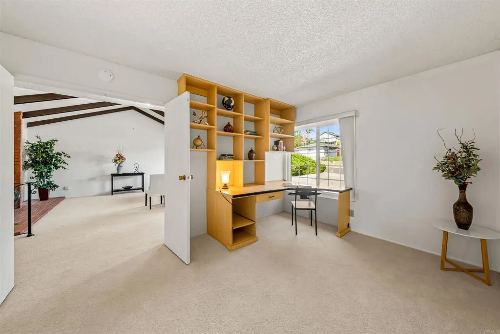 https://cdn.realtyfeed.com/cdn/127/306689774/bf4754a435bea81ce6ef7225fbd92e6f.webp