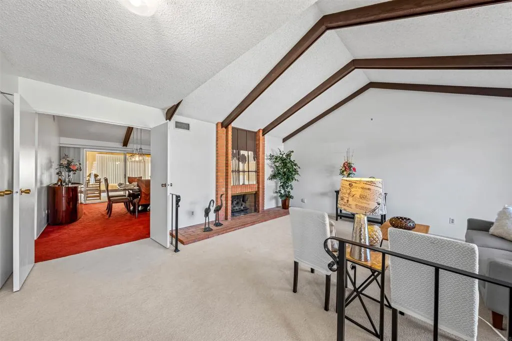 https://cdn.realtyfeed.com/cdn/127/306689774/c02905d0714f749729532337bd9880e0.webp