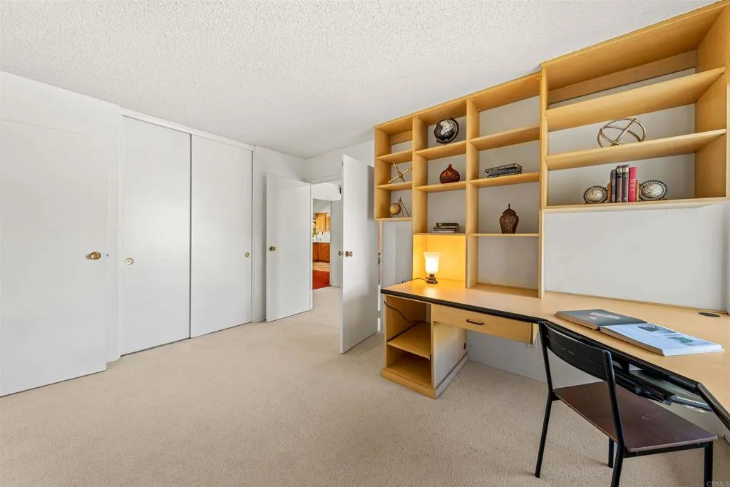 https://cdn.realtyfeed.com/cdn/127/306689774/d800cfbb87437a214ad073bd9a9944f0.webp