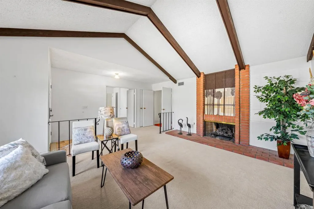 https://cdn.realtyfeed.com/cdn/127/306689774/dbb0eaf8a305a8b5281d4cc907b52cd0.webp