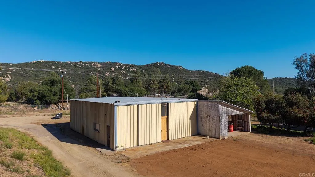 https://cdn.realtyfeed.com/cdn/127/306689842/52cb9f81e75ba503f93a6c0380e59a9b.webp