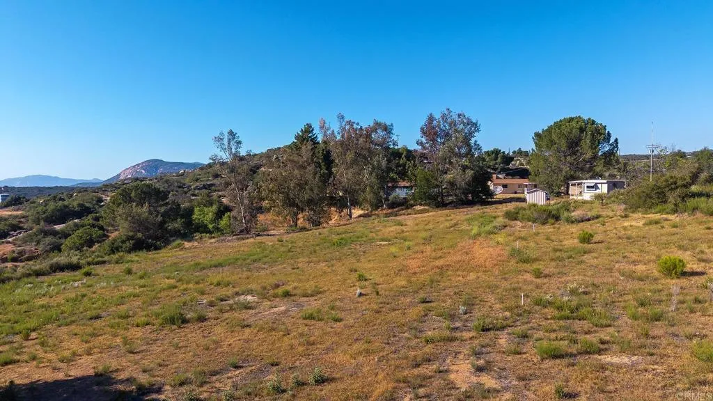 https://cdn.realtyfeed.com/cdn/127/306689842/8d4f628009d15df57d6b964a9bd4c69e.webp