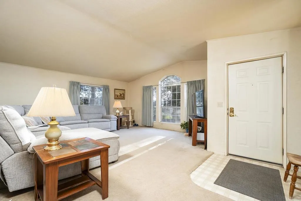 https://cdn.realtyfeed.com/cdn/127/306689842/965c438919ac90bfb13f74a50b1b137f.webp
