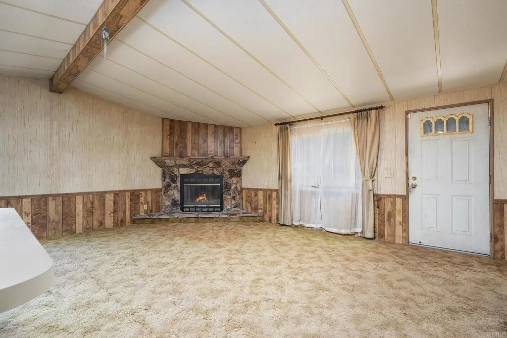 https://cdn.realtyfeed.com/cdn/127/306689842/e612b70460fb1031db5c02fc8e1c7056.webp