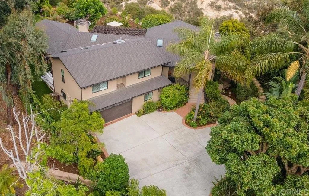 https://cdn.realtyfeed.com/cdn/127/306689890/38782ac94fe9315fc0c63393ef9eb95d.webp