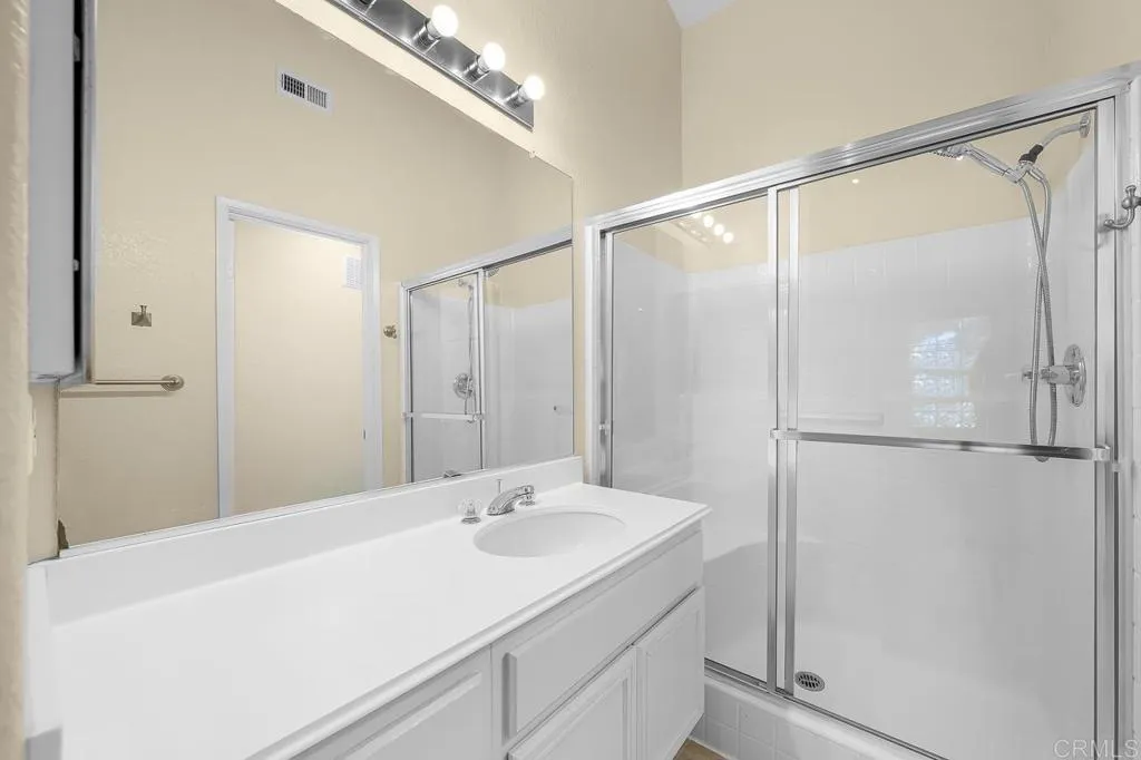 https://cdn.realtyfeed.com/cdn/127/306689971/794d197f640d0d71a2c572d2290a8135.webp