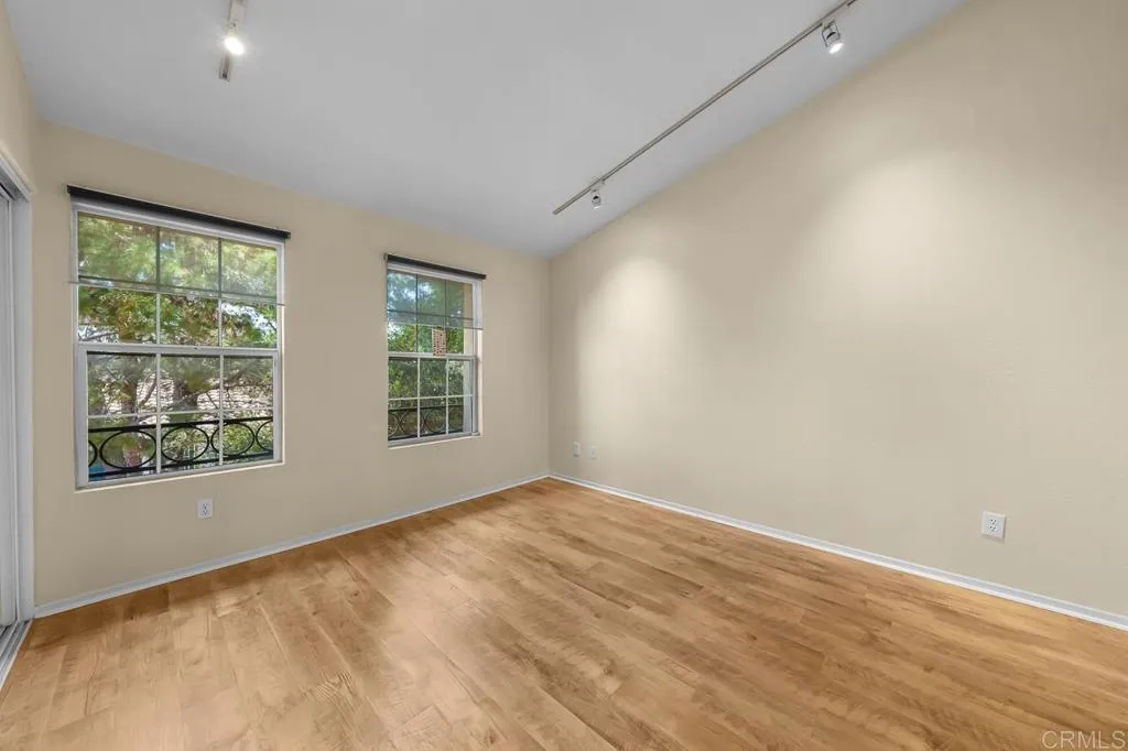 https://cdn.realtyfeed.com/cdn/127/306689971/b266244acc539c566119322c42e16c49.webp
