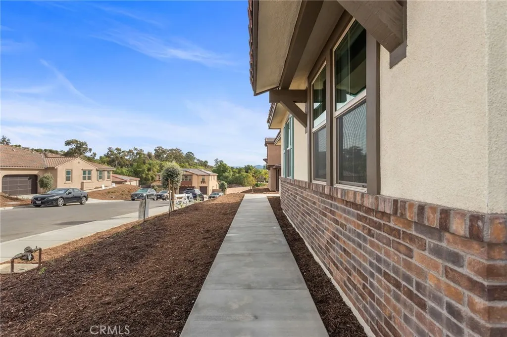 https://cdn.realtyfeed.com/cdn/127/306689976/aa95405f94c6018070c32f58afe56491.webp