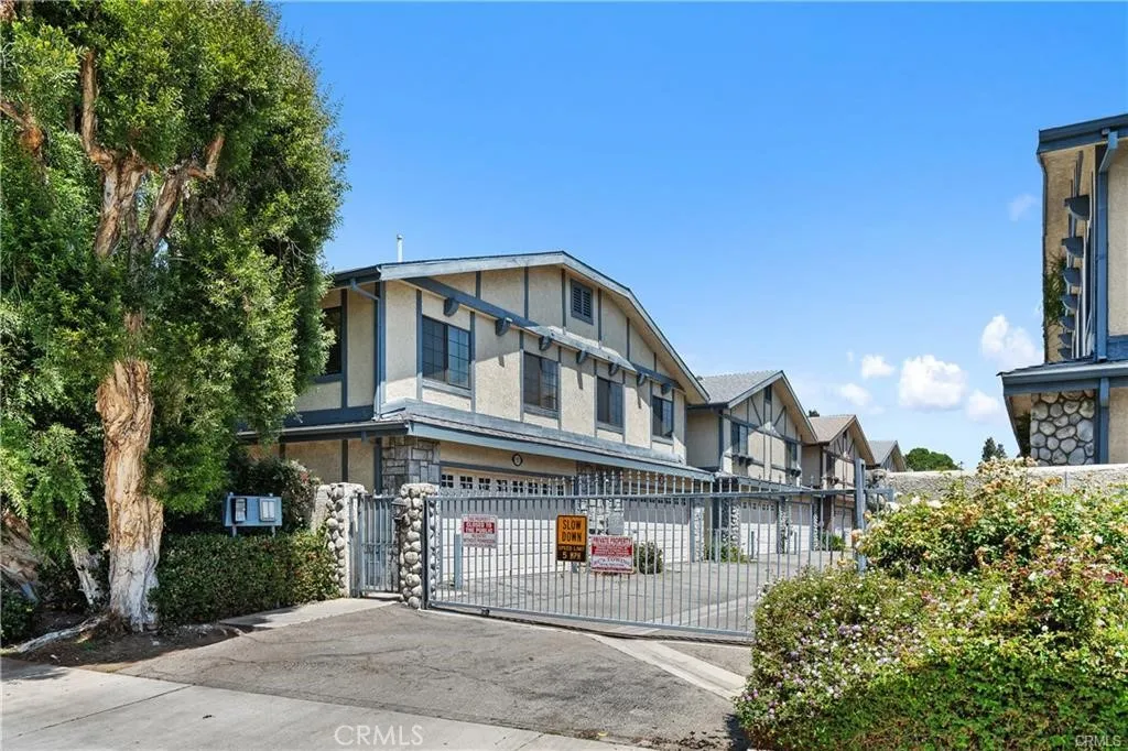 Reseda, CA 91335