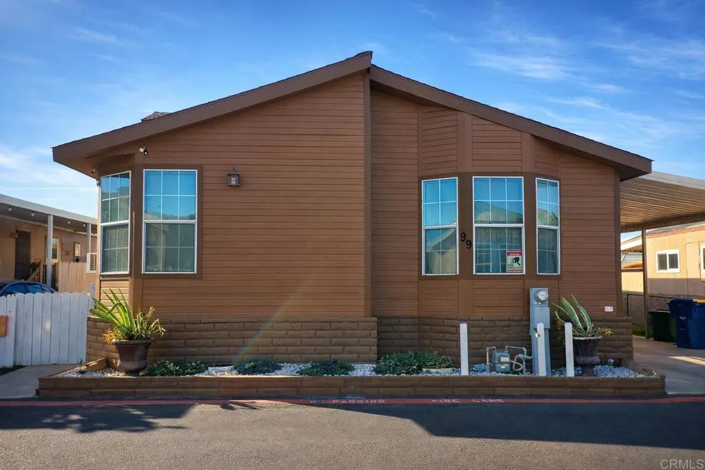 438 Calle Del Rosario, Tecate, CA, 21400
