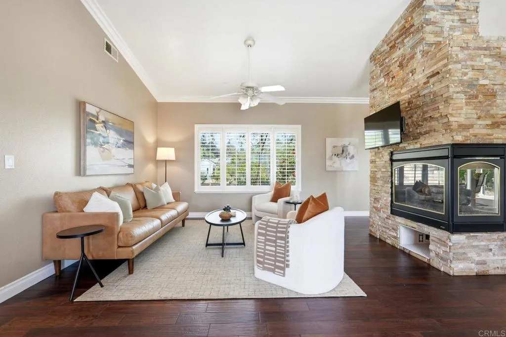 https://cdn.realtyfeed.com/cdn/127/306690075/3cf171d161984a61dce3d4526c964f4a.webp