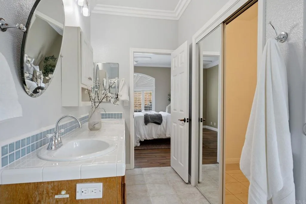 https://cdn.realtyfeed.com/cdn/127/306690075/639576b1067f959d9253c7d9711339a8.webp