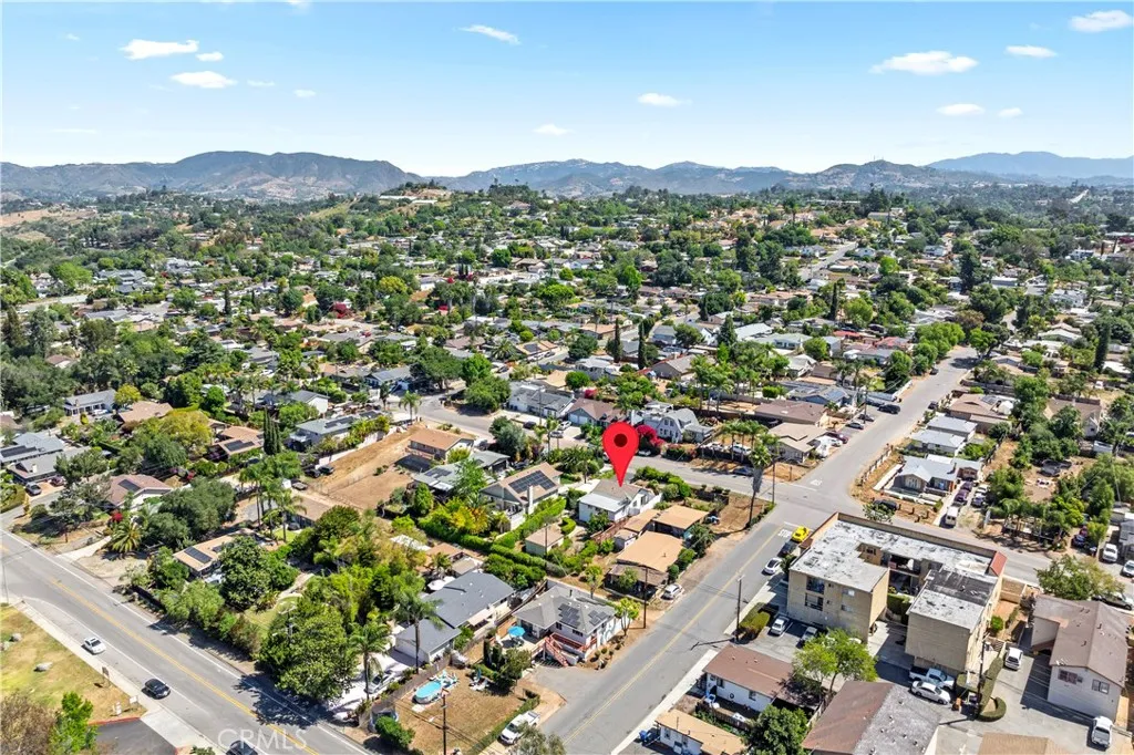 https://cdn.realtyfeed.com/cdn/127/306690096/412db8d64424aa147ba3874dc4529ba1.webp