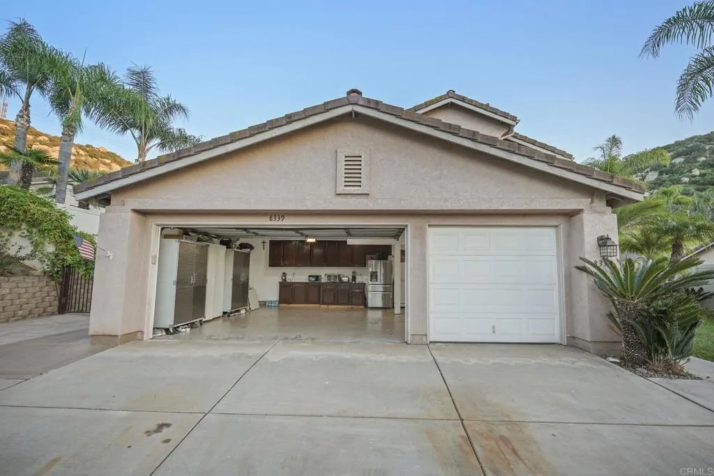 8339 E County Dr, El Cajon, CA, 92021