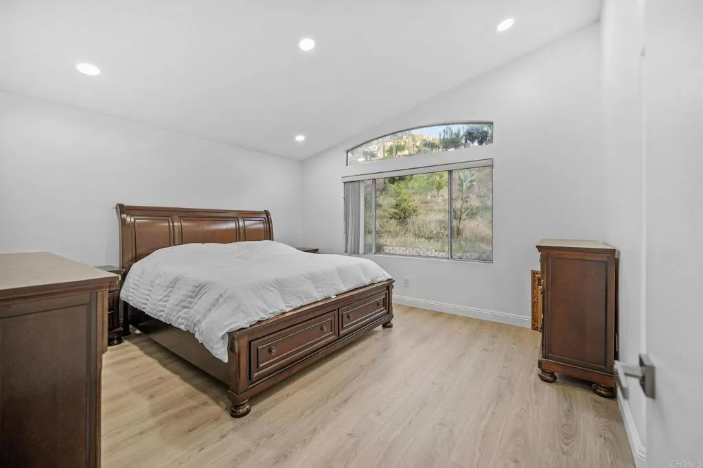 8339 E County Dr, El Cajon, CA, 92021