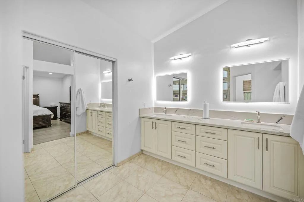 8339 E County Dr, El Cajon, CA, 92021