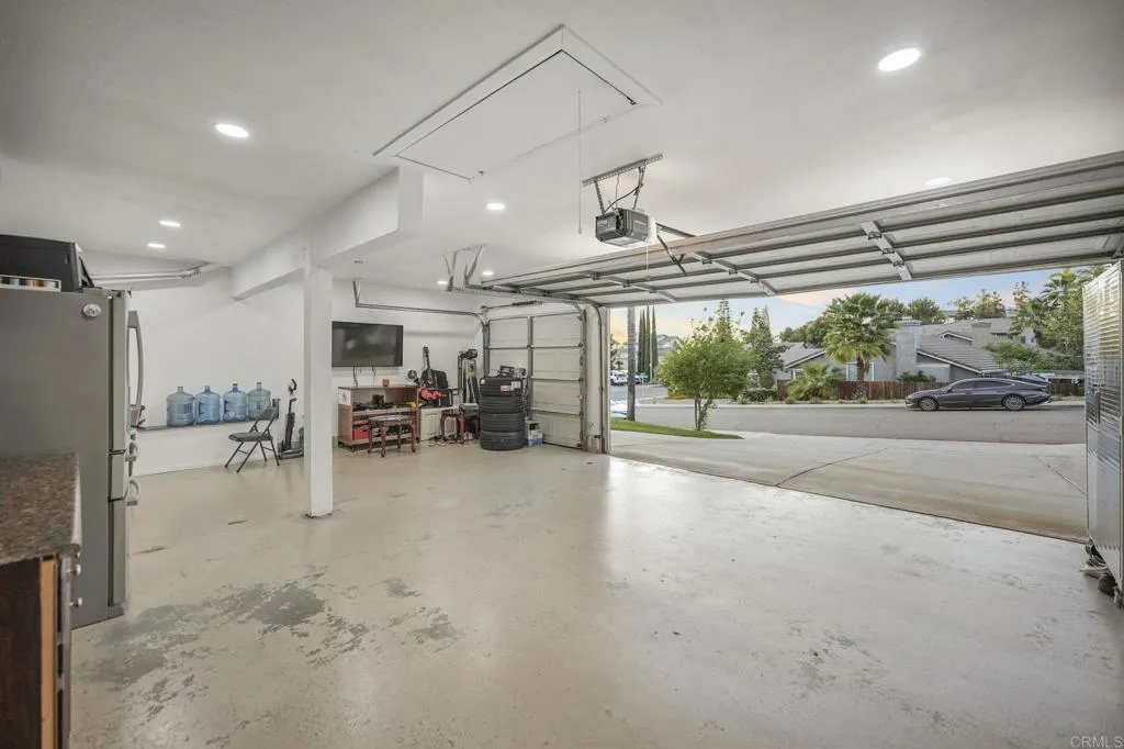 8339 E County Dr, El Cajon, CA, 92021
