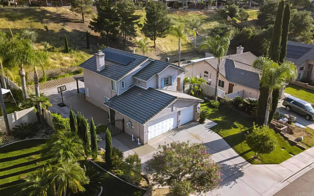 8339 E County Dr, El Cajon, CA, 92021