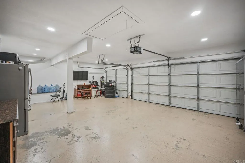 8339 E County Dr, El Cajon, CA, 92021