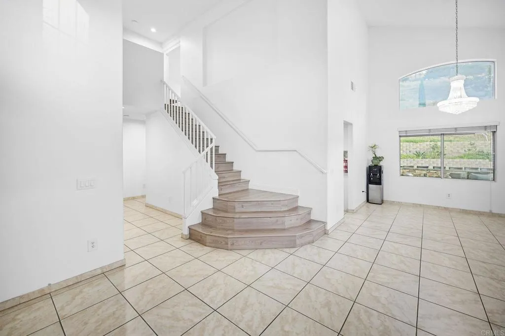 8339 E County Dr, El Cajon, CA, 92021