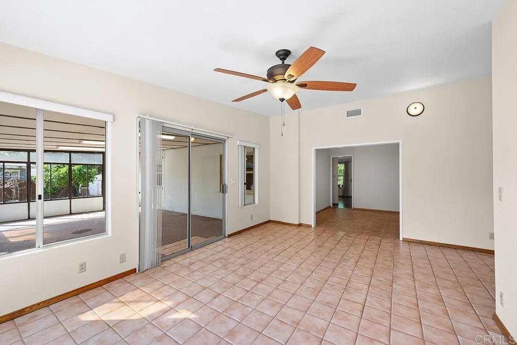 https://cdn.realtyfeed.com/cdn/127/306690157/2d4562c6a8cb62b4af696b5ebca221cf.webp