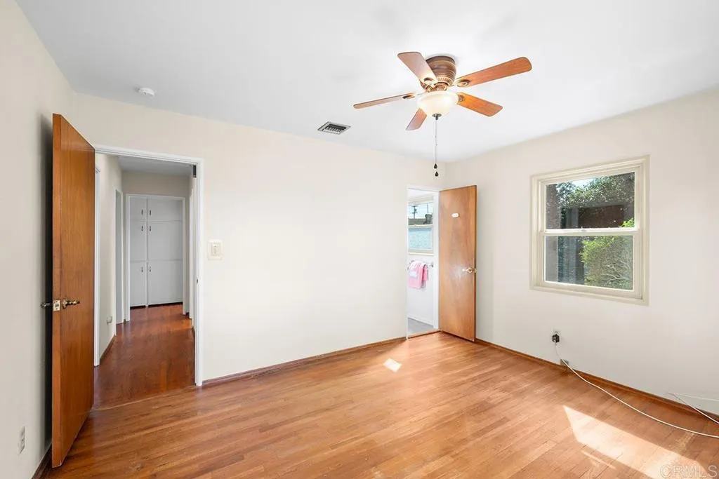 https://cdn.realtyfeed.com/cdn/127/306690157/a3a649a3b4a5c04850459365e3962e75.webp