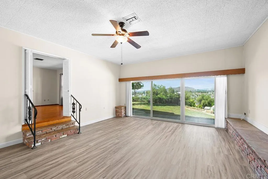 https://cdn.realtyfeed.com/cdn/127/306690157/de286ba235f8fd0d63854d597c175730.webp