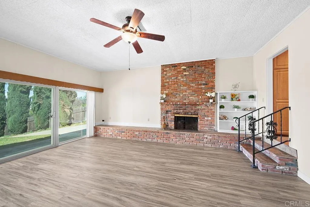 https://cdn.realtyfeed.com/cdn/127/306690157/fdc750f458cbce500230d5973689d109.webp