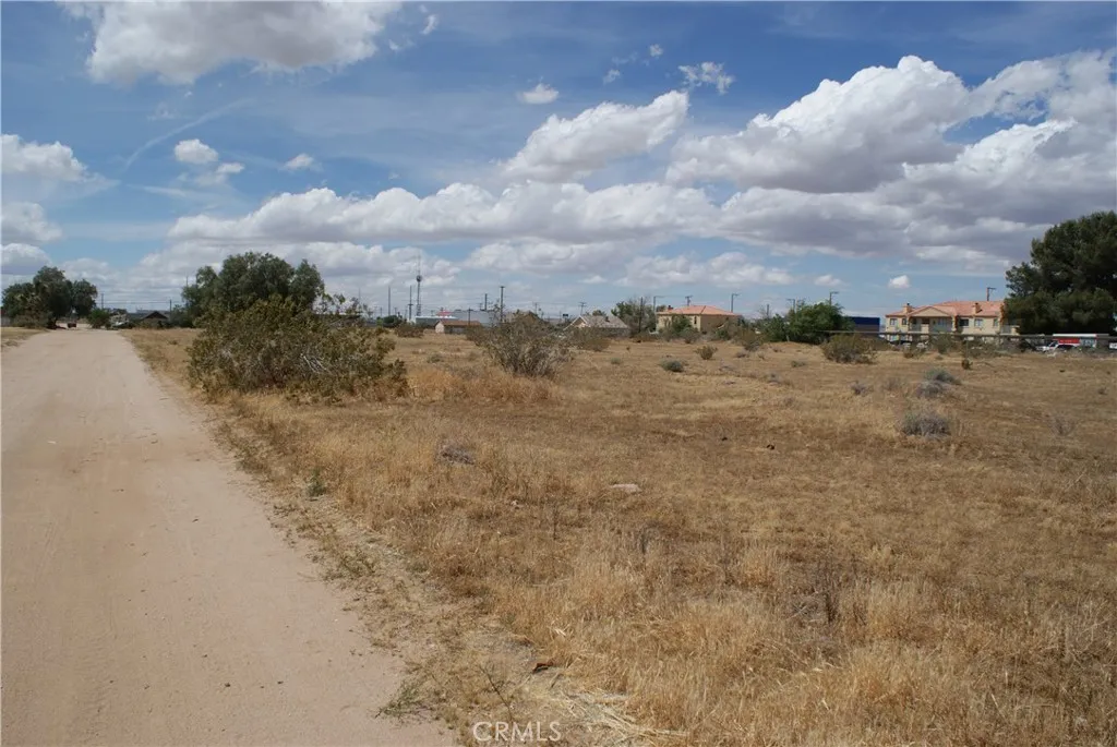 Adelanto, CA 92301