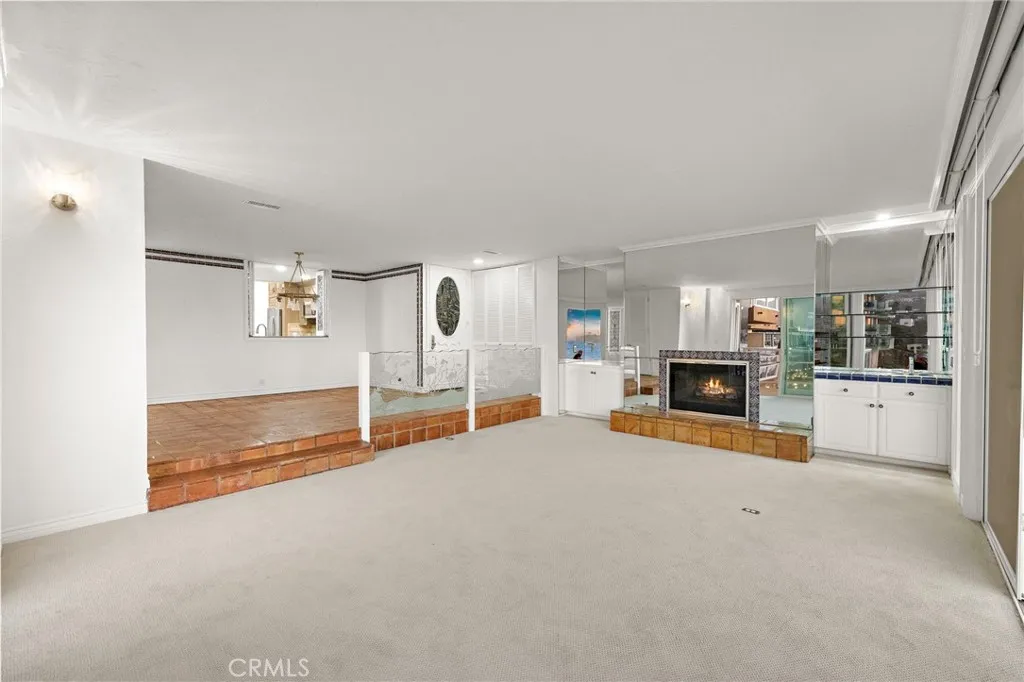 647 Sleepy Hollow, Laguna Beach, CA, 92651