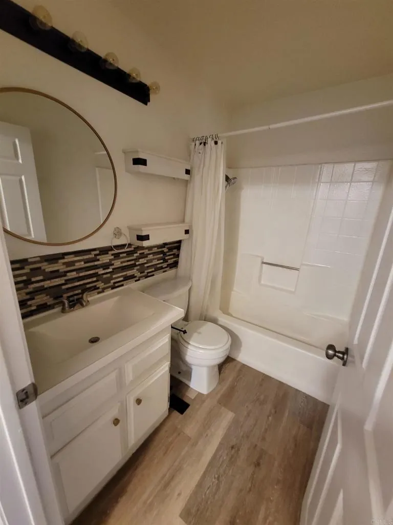 https://cdn.realtyfeed.com/cdn/127/306690212/8ca9966c407af699623c0ccb7c6a7c07.webp