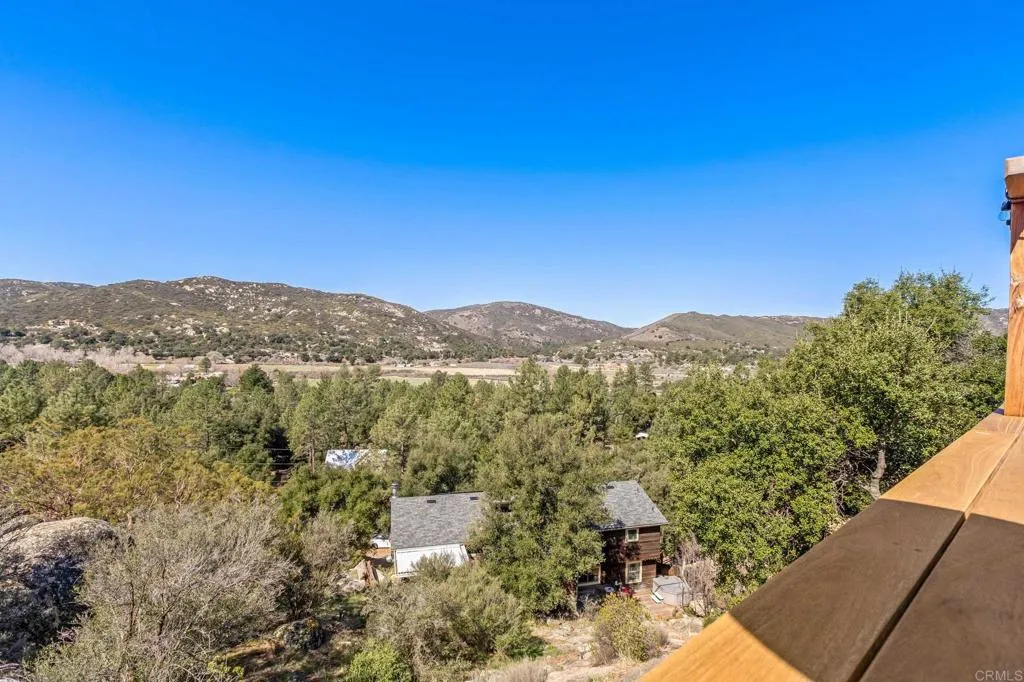 https://cdn.realtyfeed.com/cdn/127/306690220/47bb0872da55eb5f194ec2faba229313.webp